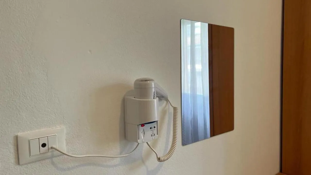 Chiama Hotel Rimini 2*,